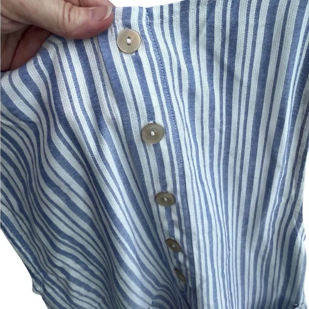 🌴 Xhilaration Blue & White Striped Tie Strap Romper - Size M